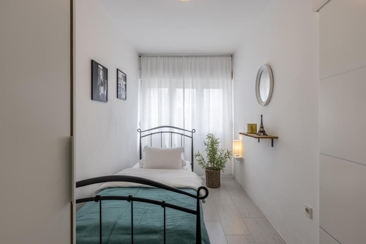 Doors Of West Appartement Split Buitenkant foto