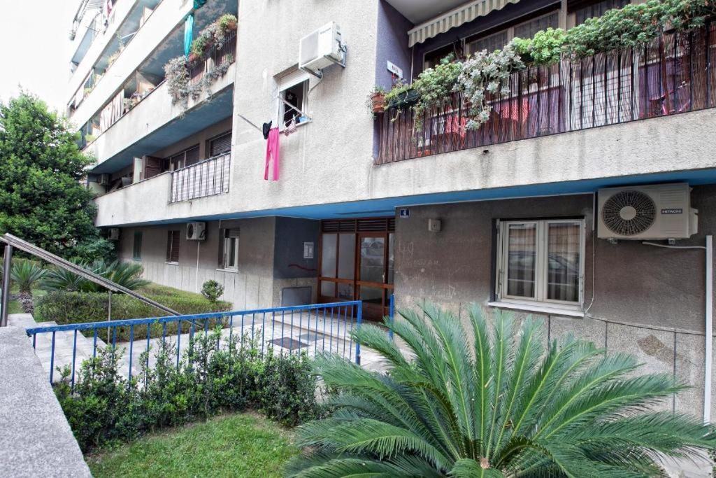Doors Of West Appartement Split Buitenkant foto